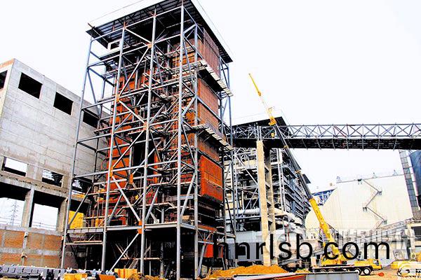 兩(liang)檯35t/h流(liu)化牀(chuang)鍋(guo)鑪改造