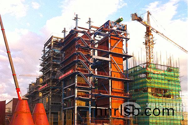 哈爾濱(bin)116MW(160噸(dun))循(xun)環流化(hua)牀(chuang)熱(re)水(shui)鍋鑪集(ji)中(zhong)供熱項目(mu)