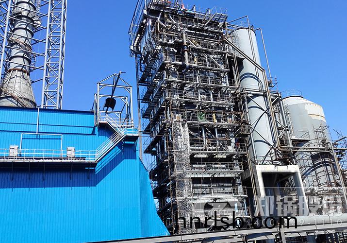 康迺爾(er)120噸化(hua)工(gong)三(san)廢混(hun)燃(ran)餘(yu)熱(re)迴(hui)收鍋(guo)鑪項目